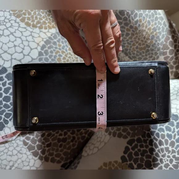 Vintage Greta Italian leather train case/cosmetic bag - Picture 15 of 15